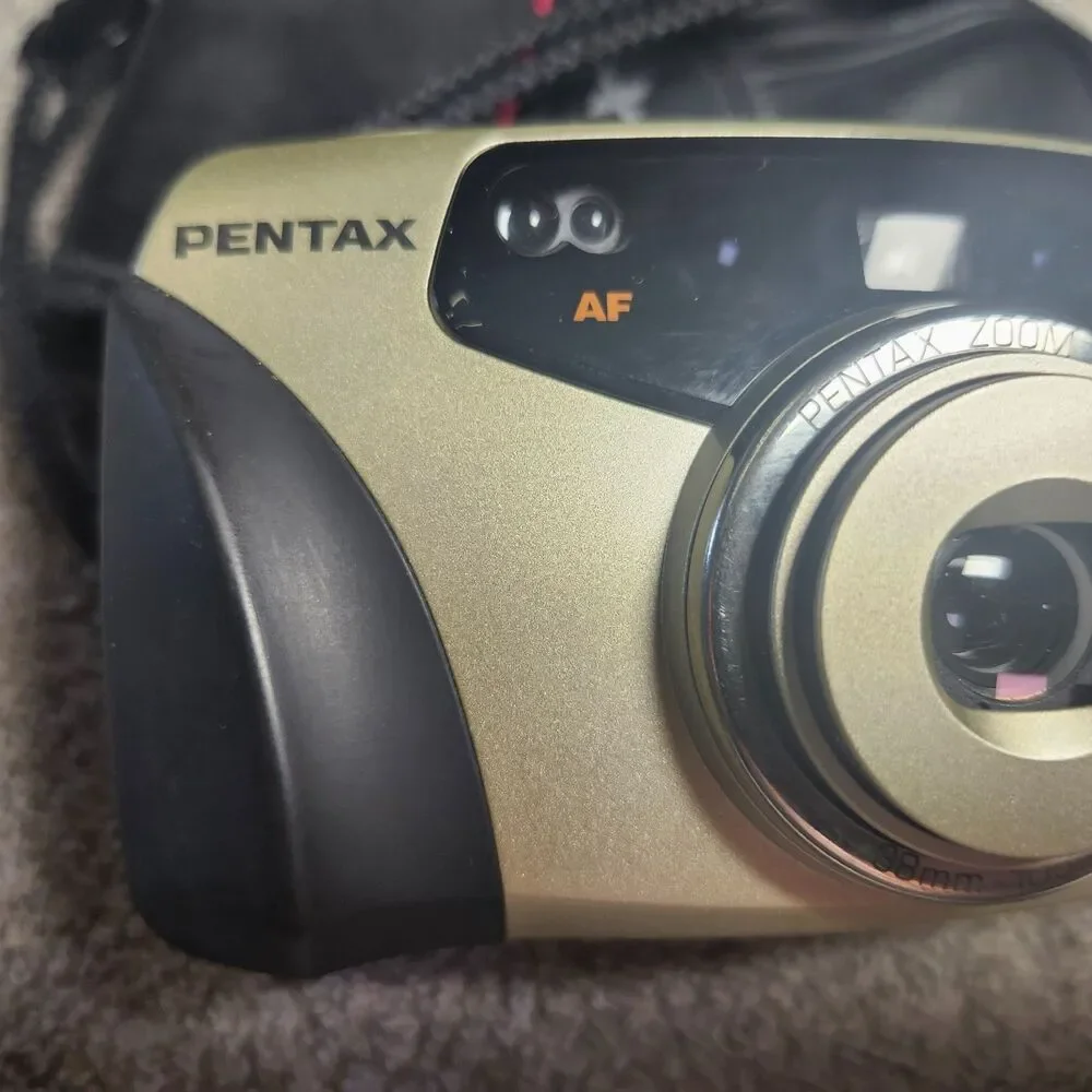 Pentax IQZoom 105G 35mm Film Camera 38-105mm Zoom Lens Tested New Battery Bundle